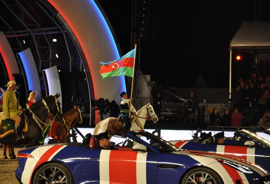 Азербайджанская делегация побывала на приеме у Королевы Великобритании