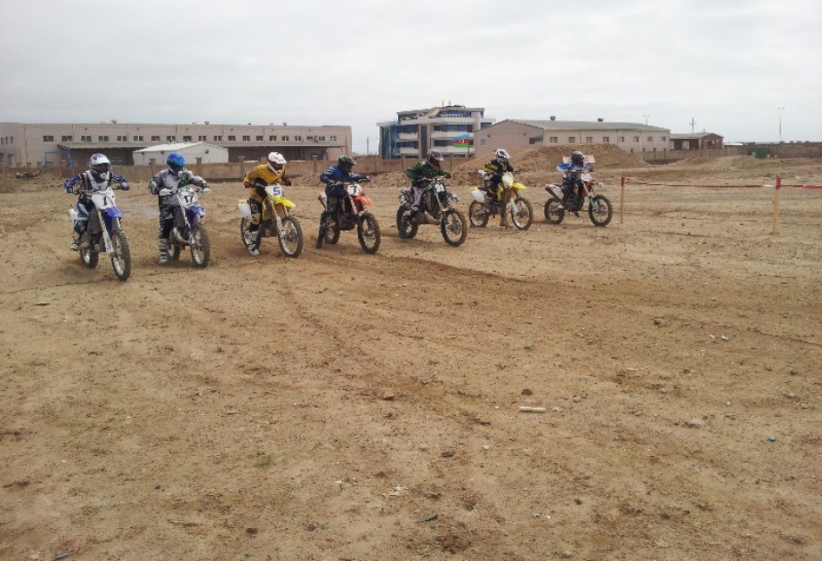 Motokross üzrə Bakı birinciliyinin qalibləri müəyyənləşib