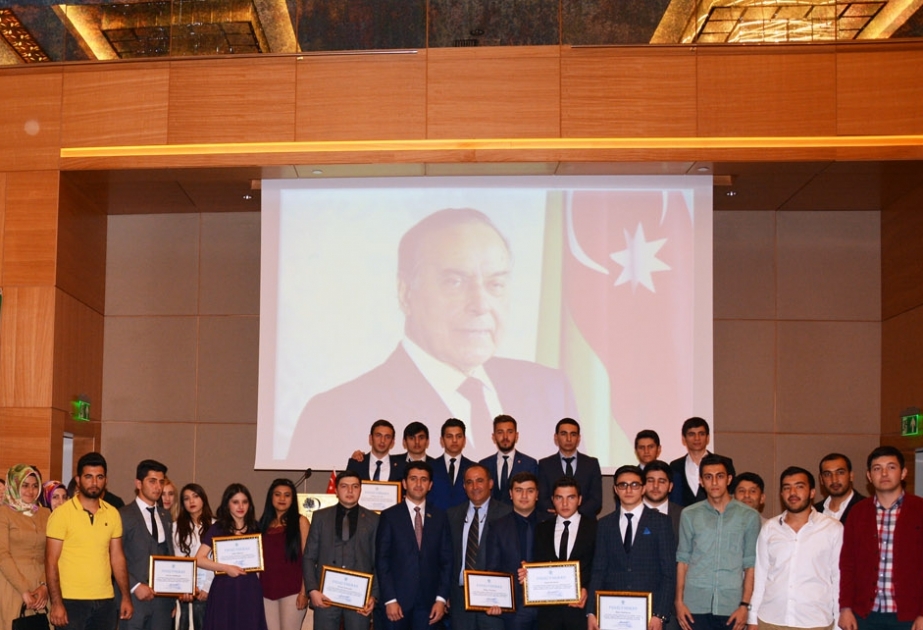 Malatyada Ulu Öndərin anadan olmasının 93 illiyi yüksək təntənə ilə qeyd olunub