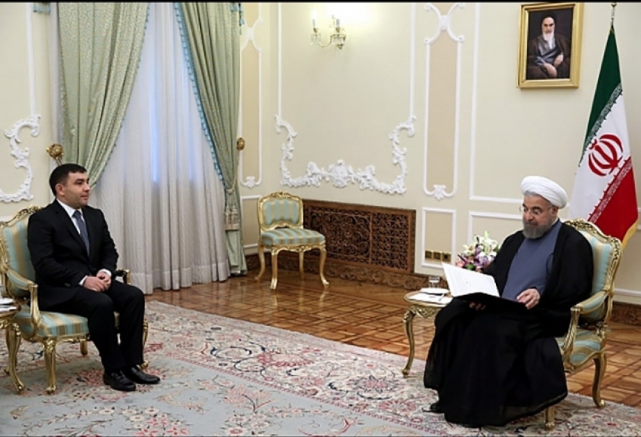 Azərbaycan səfiri etimadnaməsini İran Prezidentinə təqdim edib