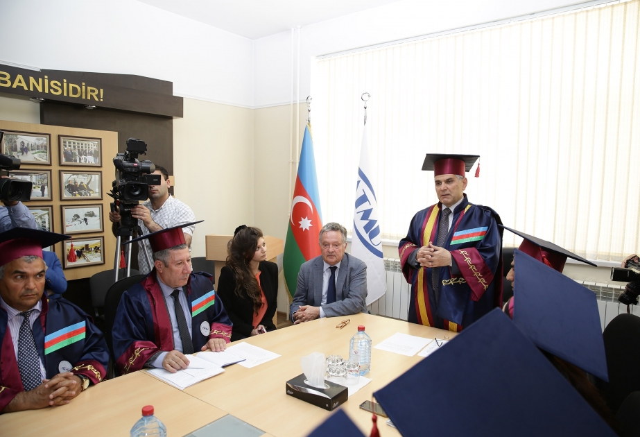 Françesko Franjialliniyə Azərbaycan Turizm və Menecment Universitetinin fəxri doktoru diplomu təqdim edilib