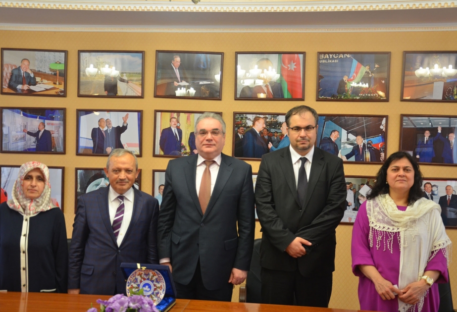 阿塞拜疆驻乌克兰大使会见土耳其城市大学校长