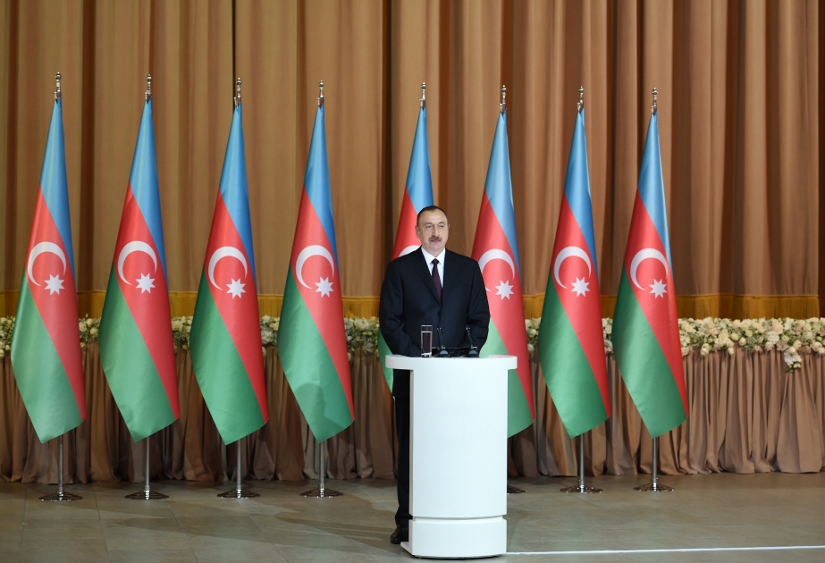President Ilham Aliyev attended official reception on the occasion of Azerbaijan's Republic Day VIDEO