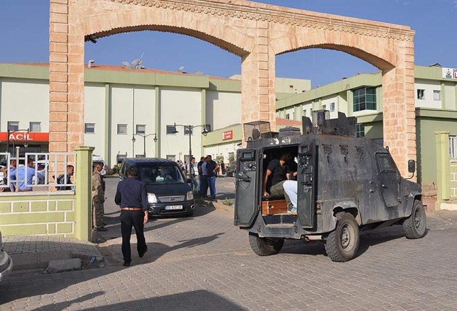 4 dead in bomb attack in SE Turkey