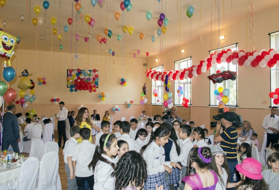 Nərimanov rayonundakı internat məktəbində uşaqlar üçün bayram tədbiri keçirilib