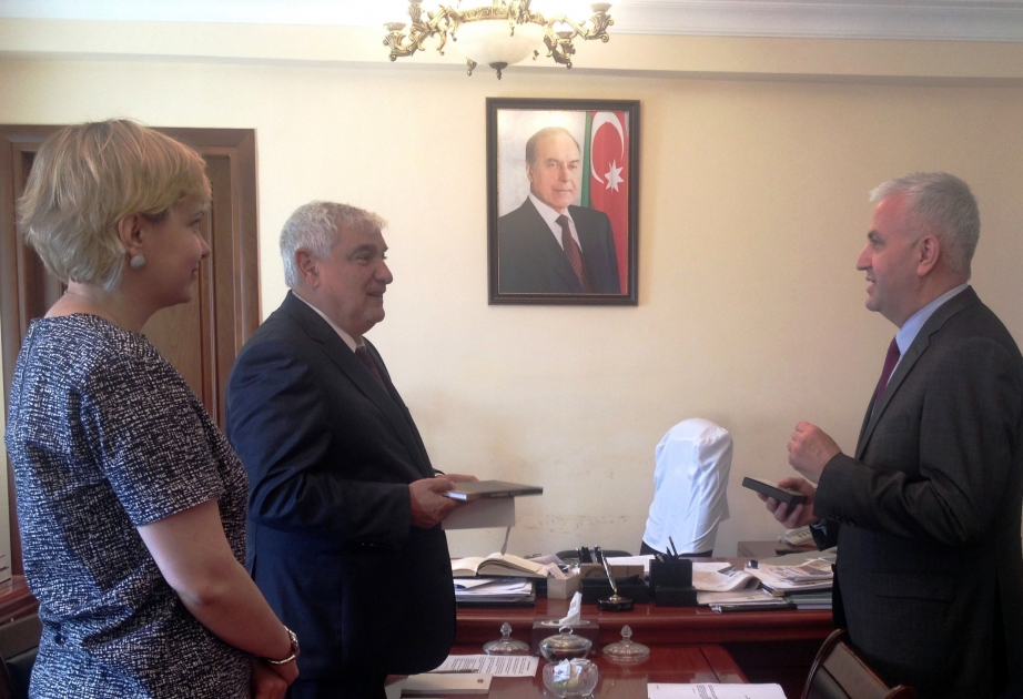 Litva səfiri Azərbaycandakı multikultural mühit barədə məlumatlandırılıb