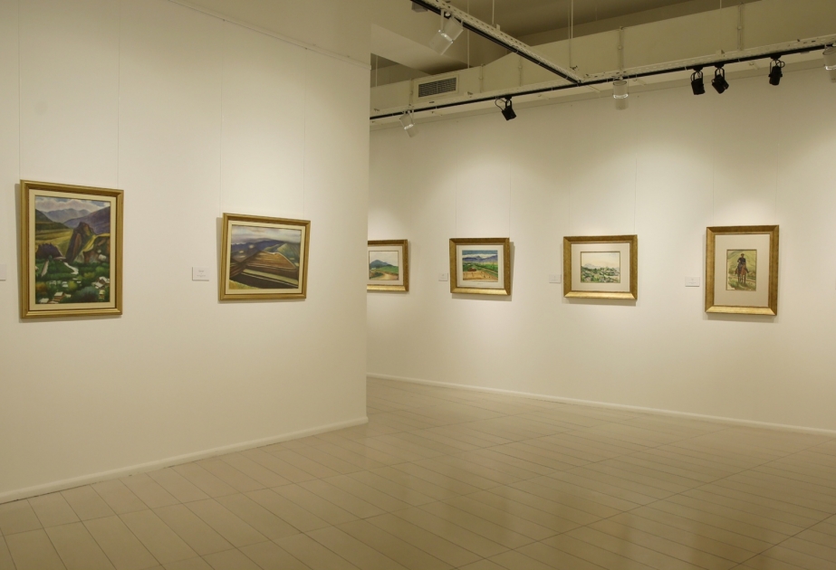 胡撒因·阿利耶夫题为"风景画"个人作品展开幕式在巴库现代艺术博物馆举行