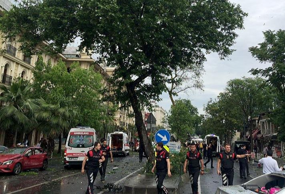 Mehrere Tote und Verletzte bei Autobombenanschlag in Istanbul