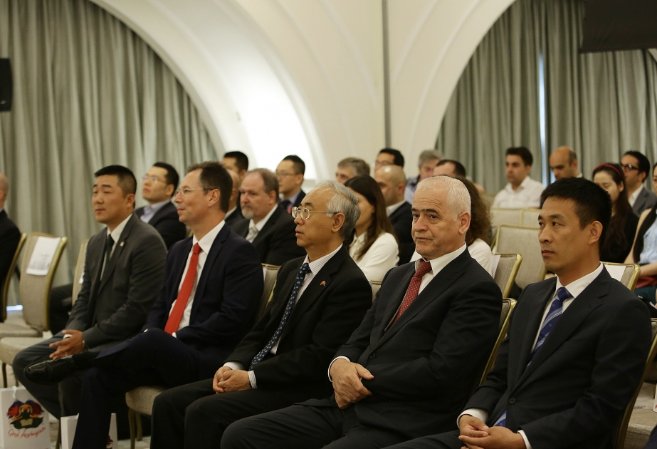 «Huawei Азербайджан» запустил проект «Прекрасный Азербайджан» [ОБНОВЛЕНО] ВИДЕО