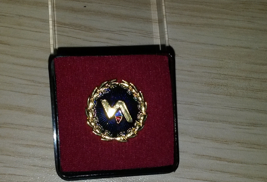 L’académicien Arif Pachayev décoré de l’Insigne d’or honoraire et du diplôme de l’Académie internationale d’Ingénierie
