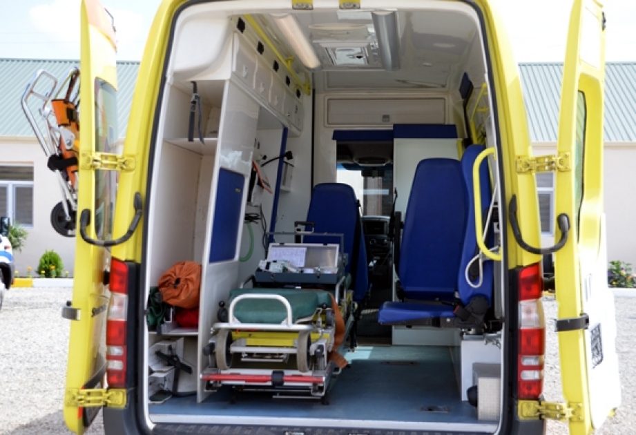 Cəbhəboyu zonada səhra hospitalı və hərbi şəhərcikdə yeni yaşayış kompleksi istifadəyə verilib