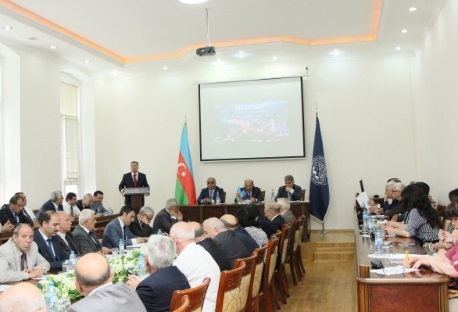 “Azərbaycanda turizm: strateji baxış” mövzusunda ictimai müzakirə keçirilib