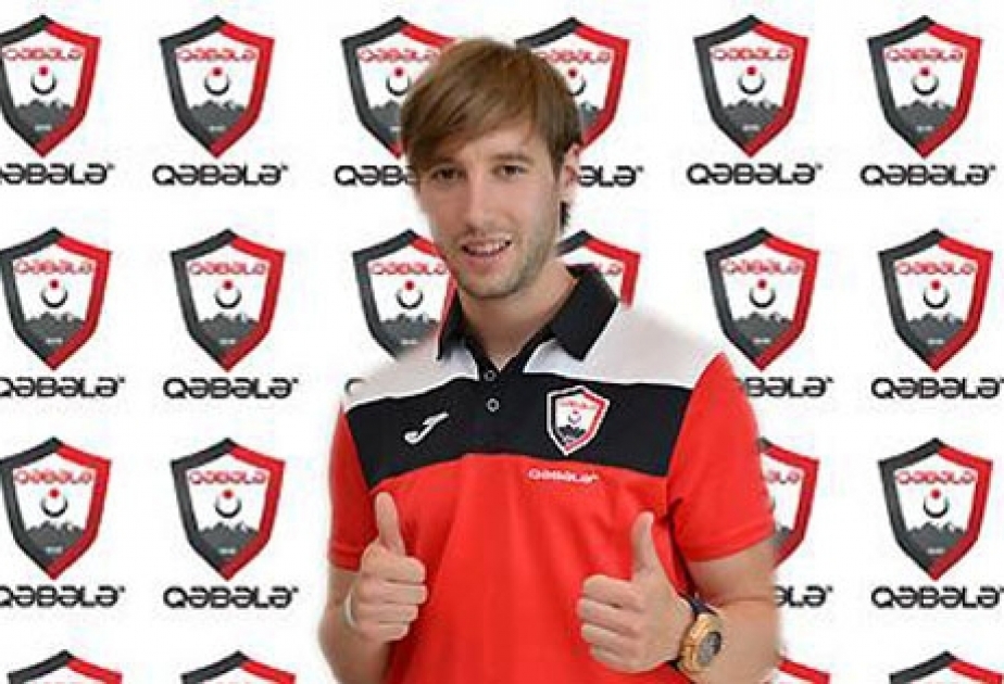 FC Qabala signs Croatian Filip Ozobic