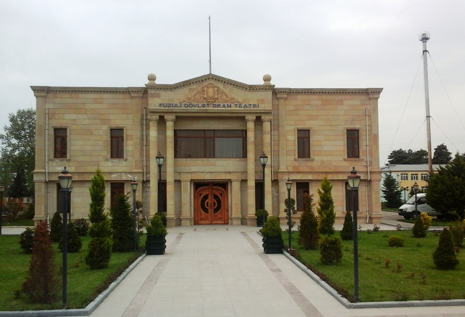 Füzuli Dövlət Dram Teatrında “Həmyerlilər” tamaşasına ictimai baxış olub