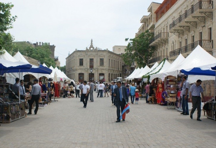 Formula-1 yarışması ilə bağlı İçərişəhərdə “Meydan bazarı” təşkil olunub