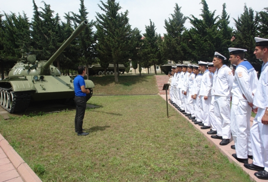 Hərbi Dəniz Qüvvələrində Silahlı Qüvvələr Günü qeyd olunub