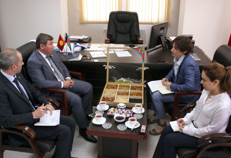Кыргызстан планирует открыть в Азербайджане Торговый Дом