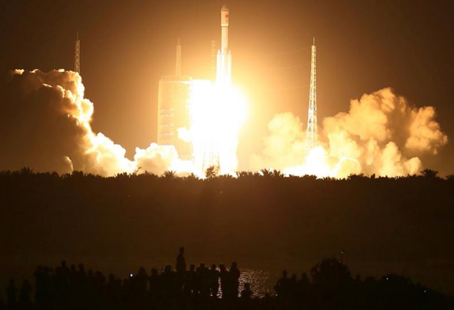 Neuer Weltraumbahnhof Chinas mit Raketenstart