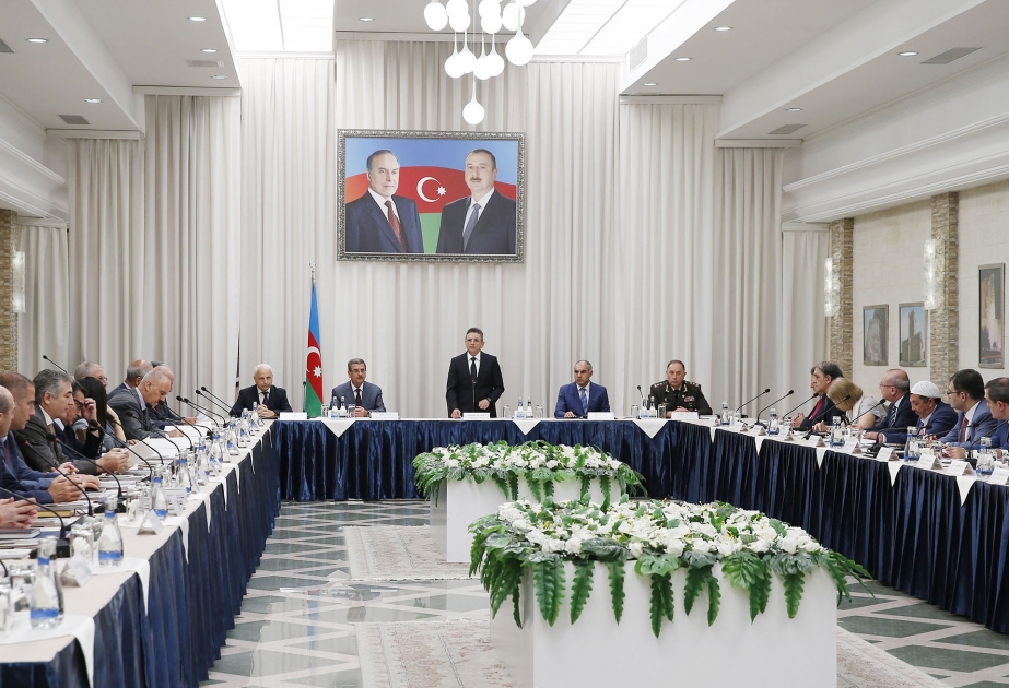 Əsir və itkin düşmüş, girov götürülmüş vətəndaşlarla əlaqədar Dövlət Komissiyasının iclası keçirilib