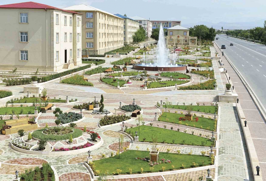 Tarixi keçmişimizə dərin hörmət, gələcəyə sarsılmaz inam, gündən-günə güclənən ordu və qurub-yaratmaq əzmi
