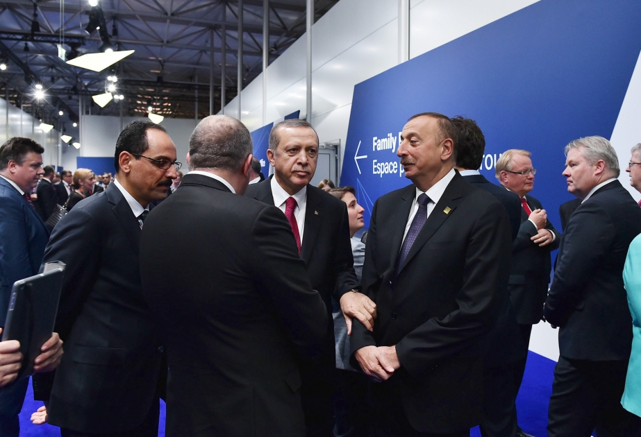 Nato-Gipfel in Warschau: Präsident Ilham Aliyev nimmt an Eröffnungsveranstaltung teil VIDEO