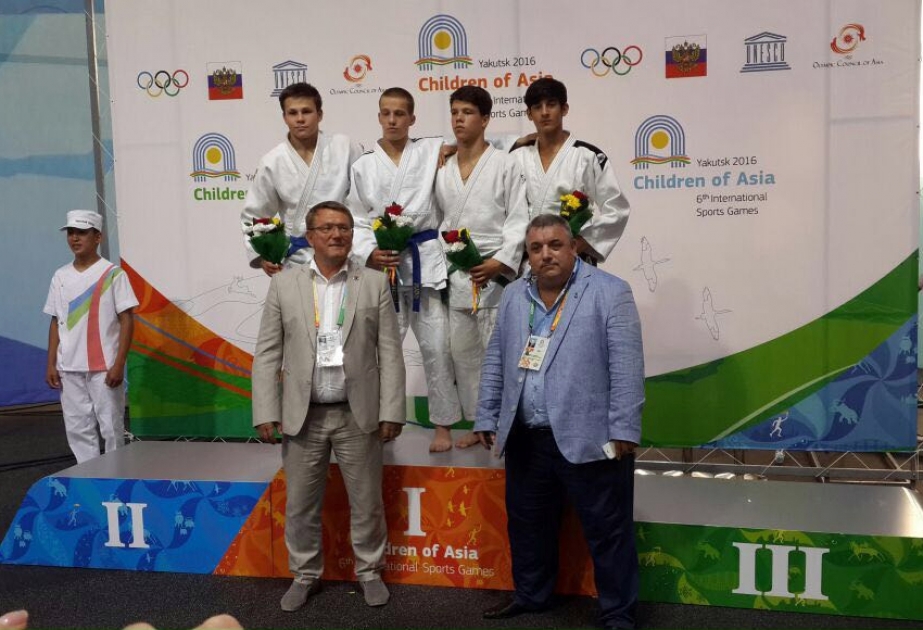 Azerbaijani judo fighter wins gold at “Children of Asia” tournament