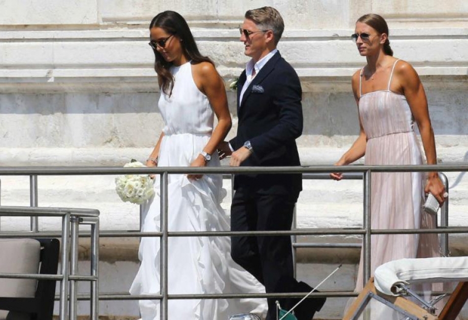 Schweinsteiger and Ivanovic get married in stunning Venice ceremony