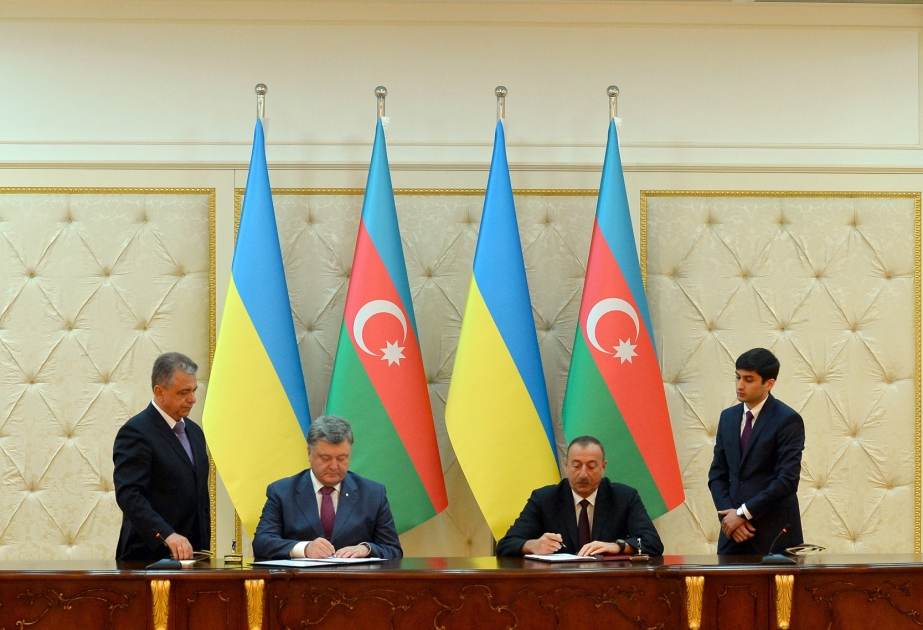 Cérémonie de signature des arrangements entre l’Azerbaïdjan et l’Ukraine VIDEO