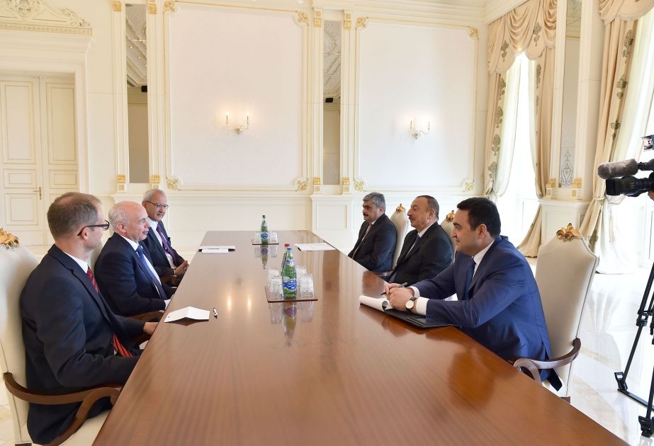 Präsident Ilham Aliyev empfängt schweizerische Delegation VIDEO