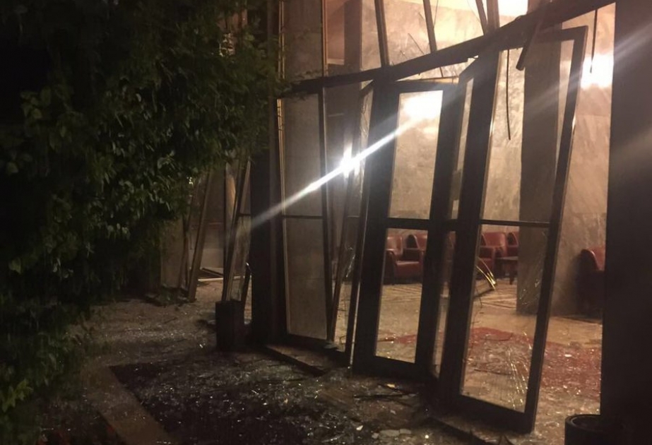 Türkiyə Böyük Millət Məclisinin binasına iki bomba atılıb