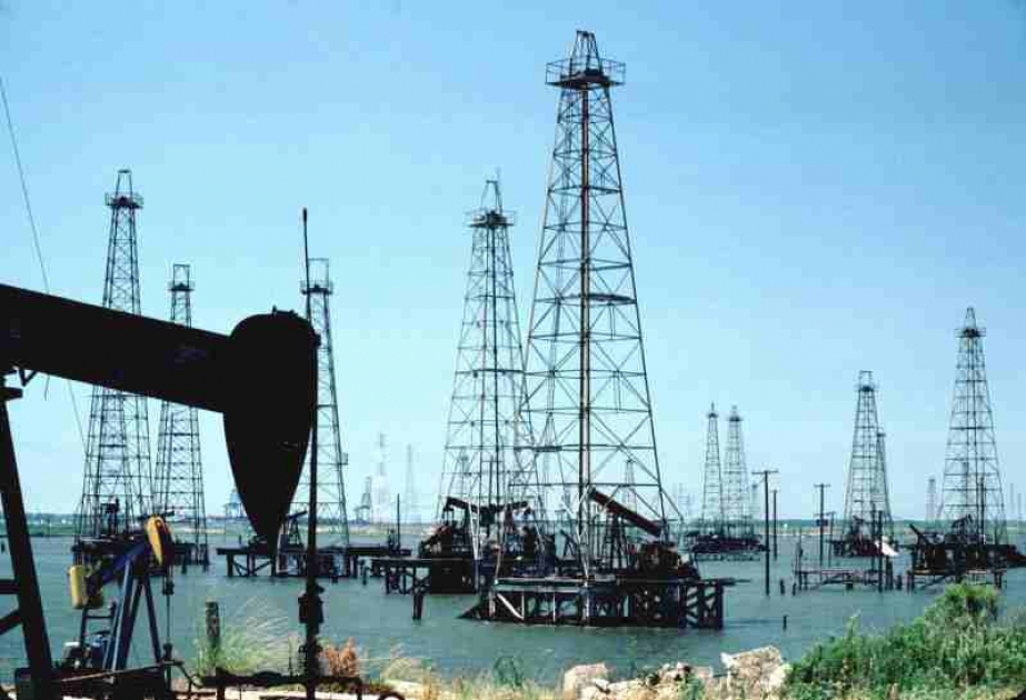 Azərbaycan nefti 49 dollardan baha satılır
