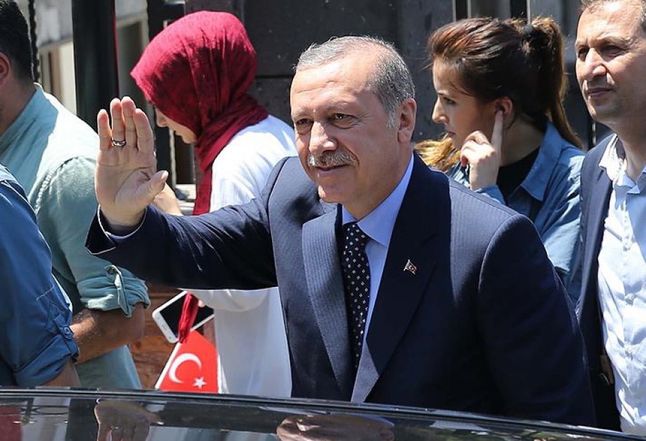 Erdogan urges US to extradite Fetullah Gulen