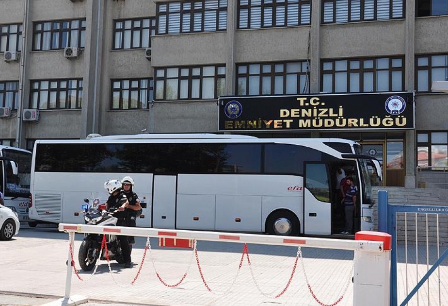 Senior general among 52 troops arrested in west Turkey