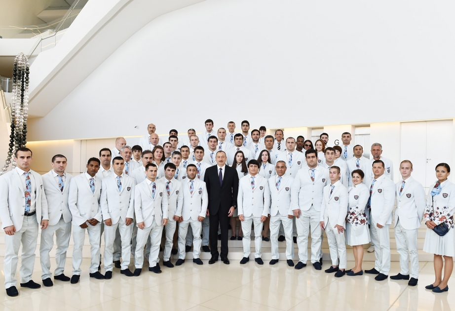 President Ilham Aliyev attended ceremony to see off Azerbaijani athletes who will compete at 31st Summer Olympic Games in Rio de Janeiro VIDEO