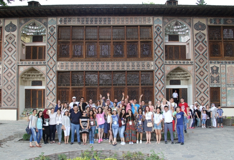III Beynəlxalq multikulturalizm yay məktəbinin iştirakçıları Şəki və Qaxda