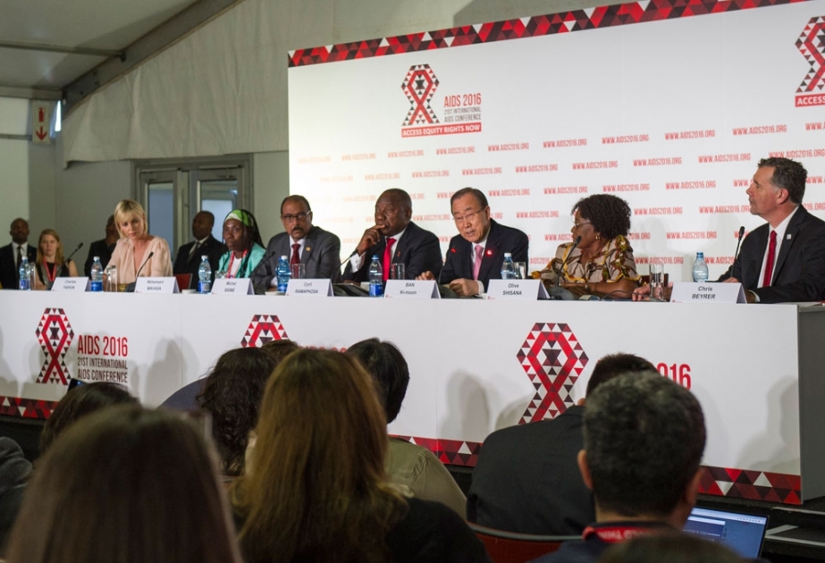 Борьба со СПИДом: феноменальный успех и новые трудности