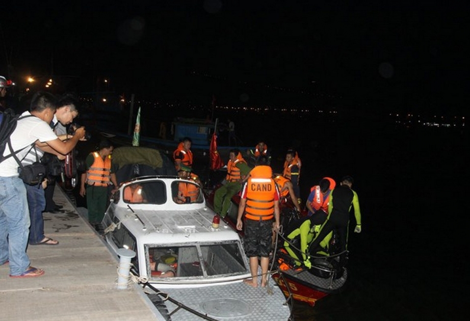 8 dead, 20 missing in Malaysia boat accident