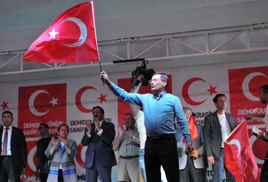 Ankaradakı “Kızılay” meydanının adının “15 iyul Kızılay demokratiya meydanı” kimi dəyişdirilməsi təklif olunur