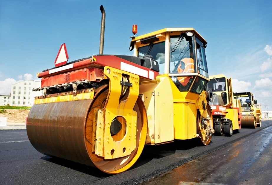 Le président de la République débloque 1,8 million de manats pour la construction routière à Guédébey
