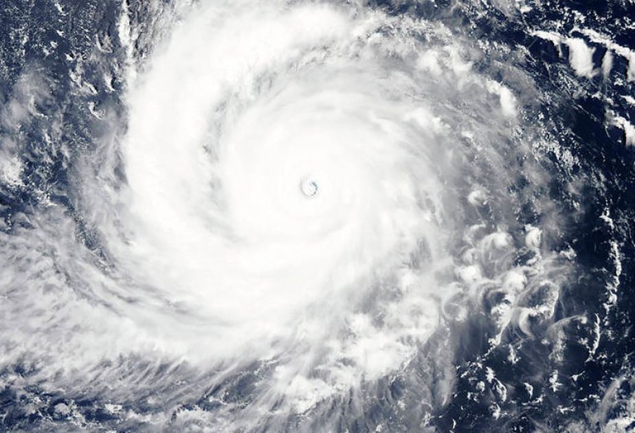 Из-за тайфуна в Китае более 300 человек эвакуированы ВИДЕО