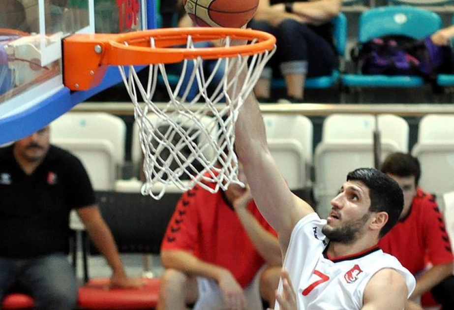 “Qalatasaray” basketbol komandası heyətini azərbaycanlı idmançı ilə gücləndirib