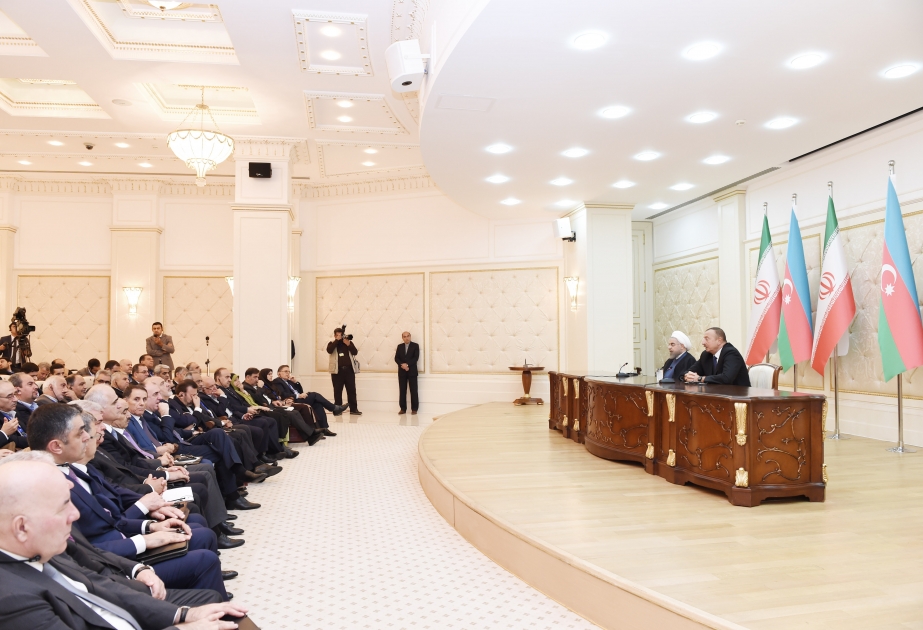 Президенты Азербайджана и Ирана выступили с заявлениями для печати ВИДЕО [ОБНОВЛЕНО]