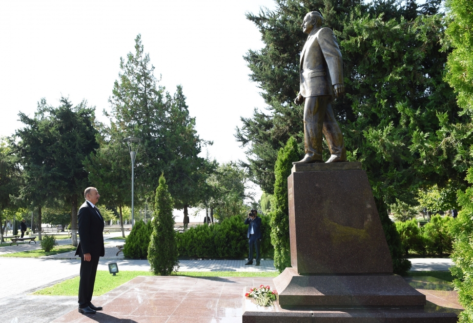 Le président Ilham Aliyev arrive à Gabala VIDEO