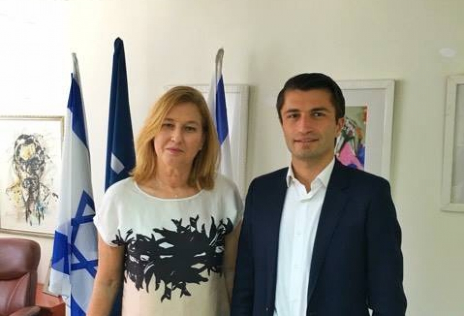 Representatives of Nizami Ganjavi International Center meet with former Israeli FM