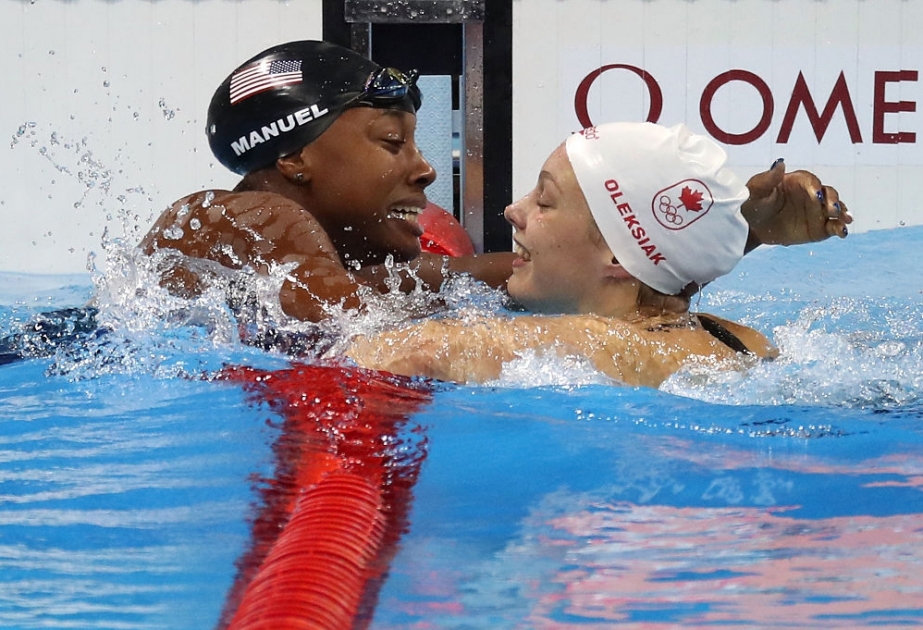 JO : Penny Oleksiak et Simone Manuel battent le record olympique