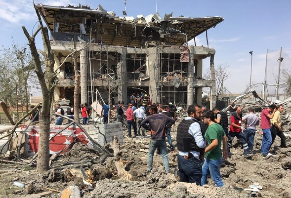 PKK attack in Diyarbakir kills child, martyrs 4 police officers