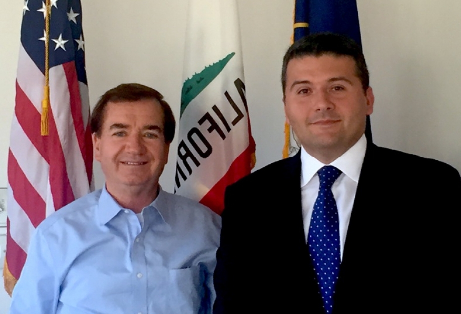 阿塞拜疆驻洛杉矶总领事与国会议员艾德·罗伊斯进行了会晤