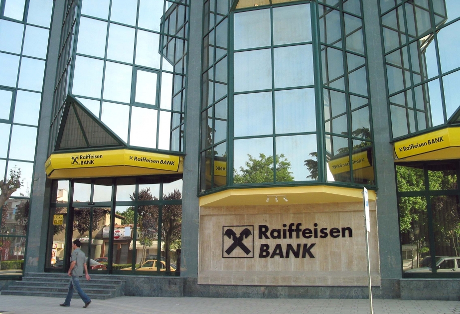 Raiffeisenbank заставит своих клиентов платить за хранение депозитов