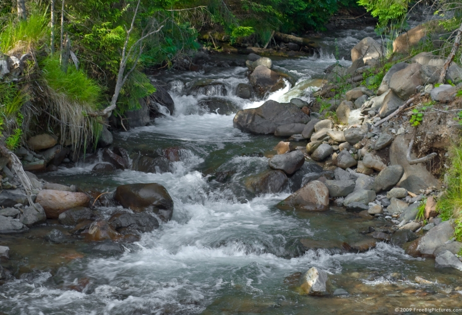 В нижнем течении реки Кура особых изменений в уровне воды не наблюдается