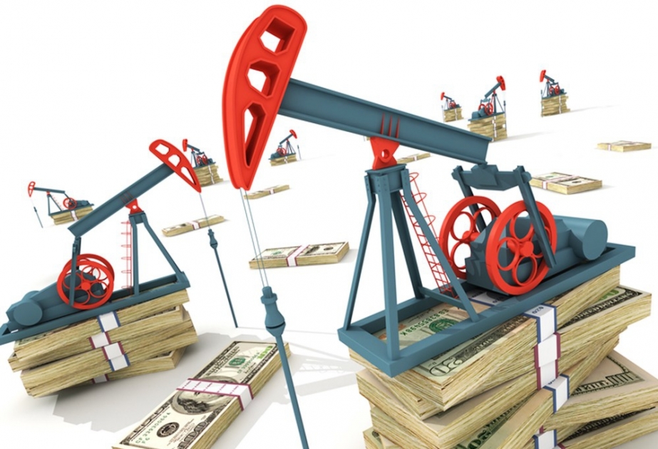 انخفاض سعر النفط إلى أكثر من دولار